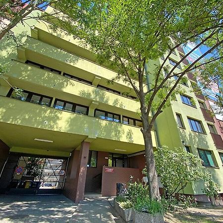 A Pousada Dom Studencki Zodiak Wrocław Exterior foto
